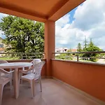 Apartament Regi *