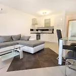 Apartament Regi Medulin